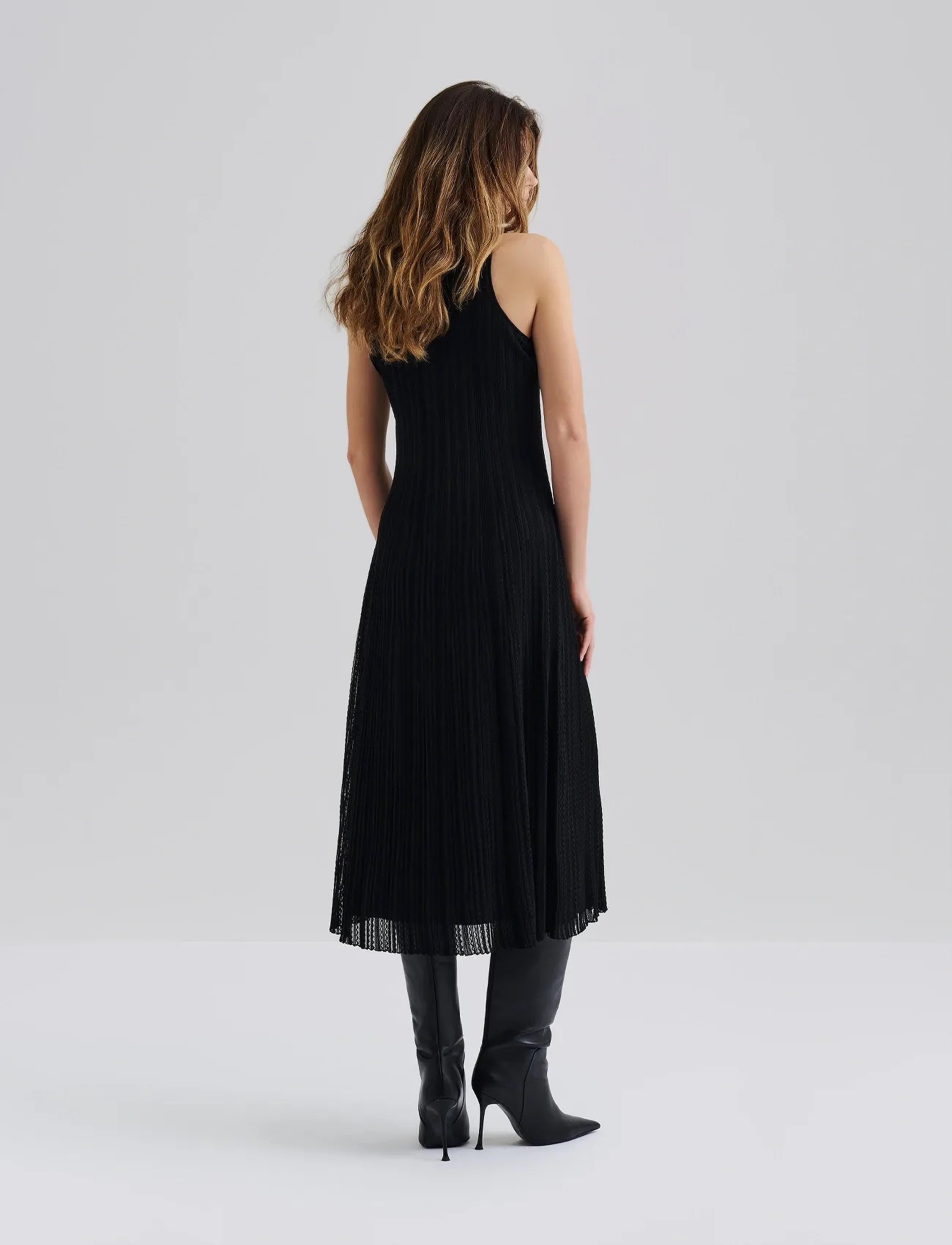 Malina - Nessa Halterneck Pointelle Knitted Midi dress - midi-kleider - black - 3