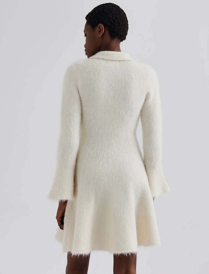 Malina - Emelise Aplaca Blend Knitted Mini dress - kootud kleidid - vanilla - 3