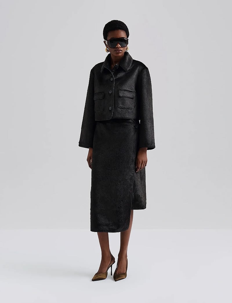 Malina - Seressa Faux Pony Hair Boxy Jacket - jakid ja mantlid - chocolate - 4