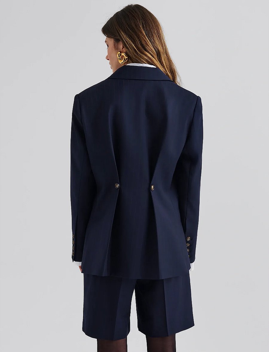 Malina - Illiana Fitted Button Detailed Wool Blend blazer - yksiriviset bleiserit - dark blue pinstripe - 3
