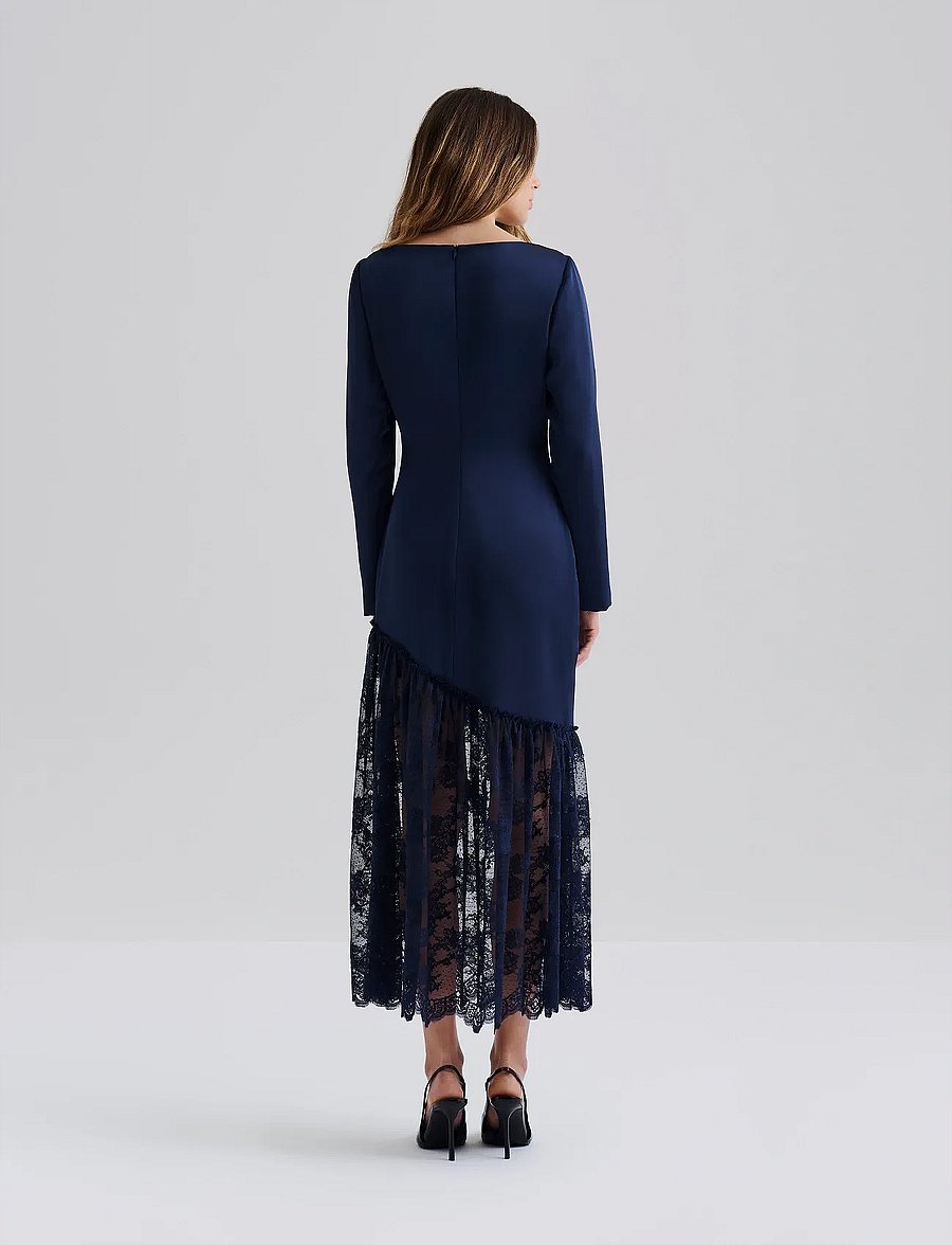Malina - Suki Diagonal Cut Lace Midi Dress - Õhtukleidid - dark blue - 3