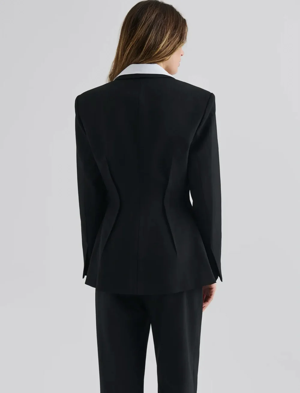 Malina - Leonne Seam Detailed Fitted blazer - single breasted blazers - black - 2