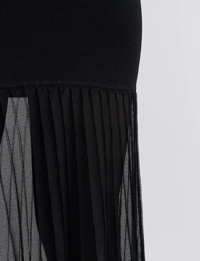 Malina - Calina Sheer Knitted Maxi skirt - plisserade kjolar - black - 4