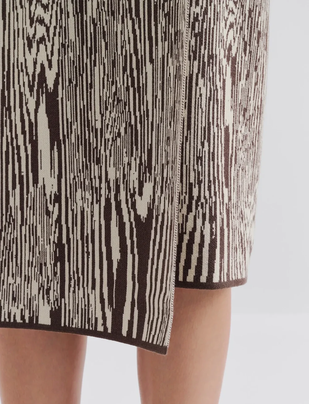 Malina - Lois Jacquard Knitted Wrap Midi skirt - midi-röcke - moire - 4