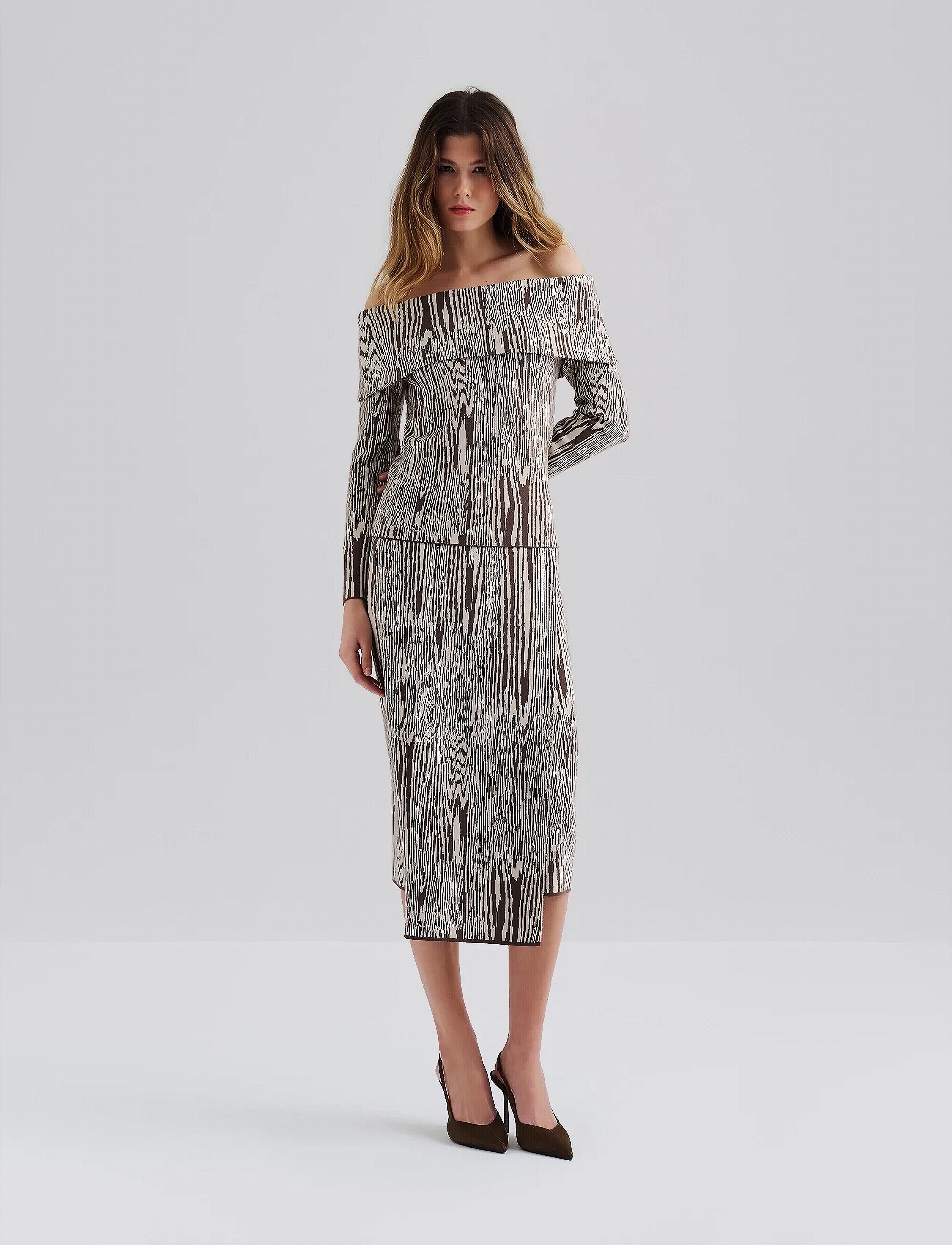 Malina - Lois Jacquard Knitted Wrap Midi skirt - wrap skirts - moire - 5