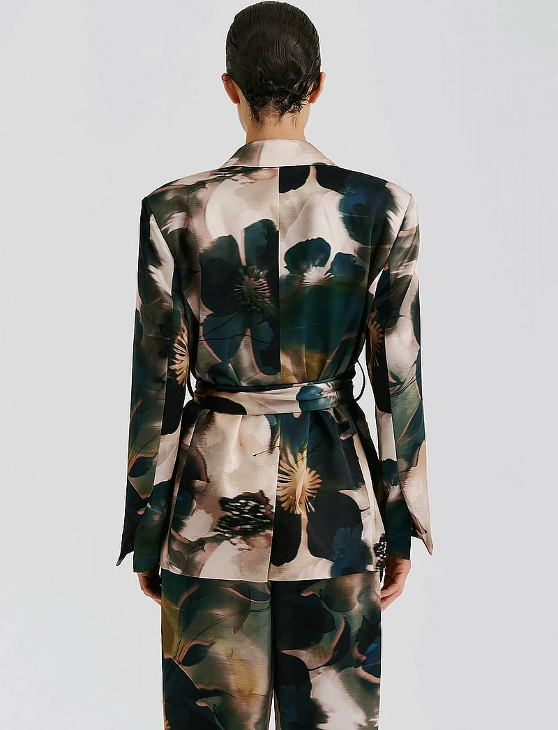 Malina - Liv Satin Wrap Blazer - vööga bleiserid - dusty poppy - 2