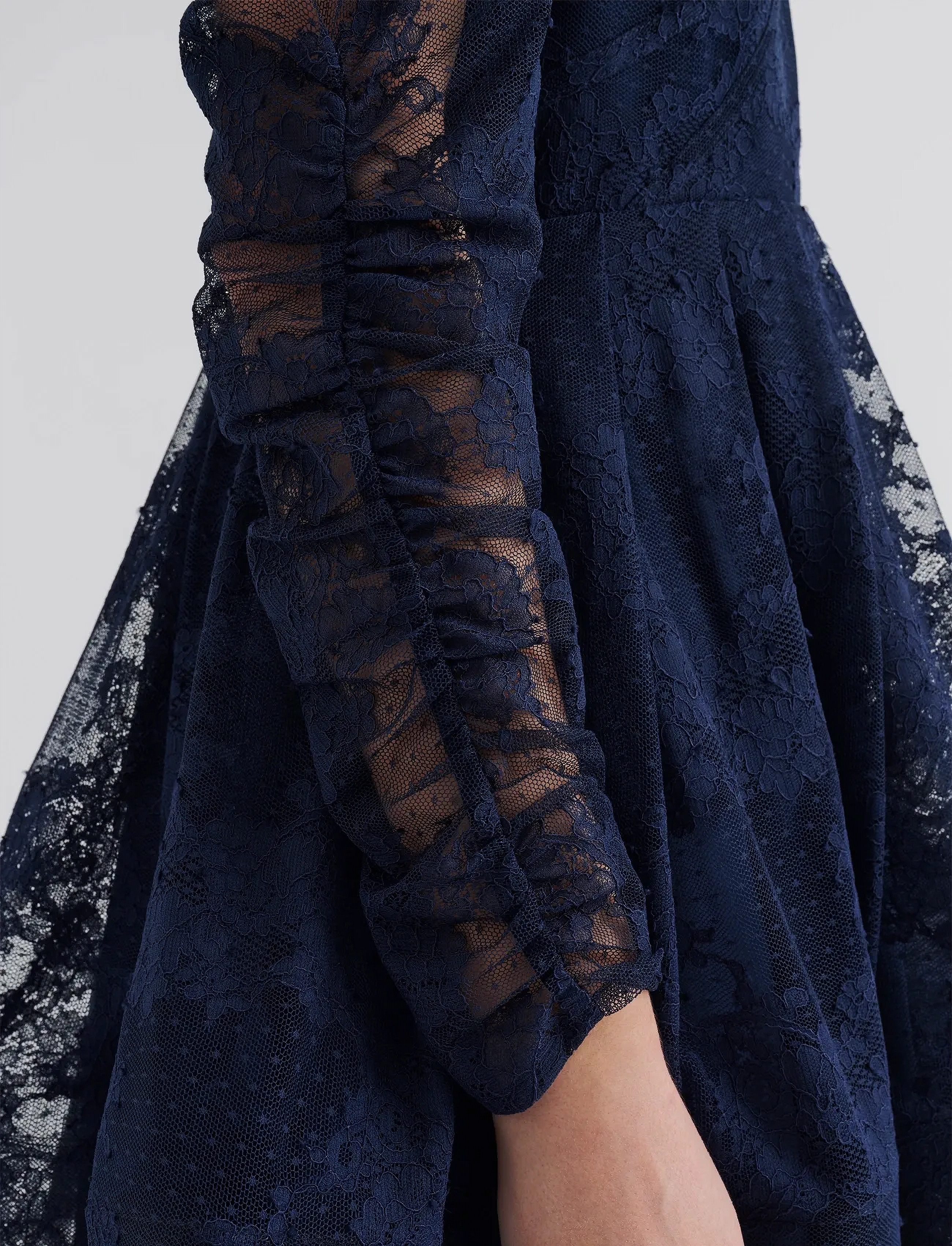 Malina - Leoni Lace Mini Dress - blondekjoler - dark blue - 4