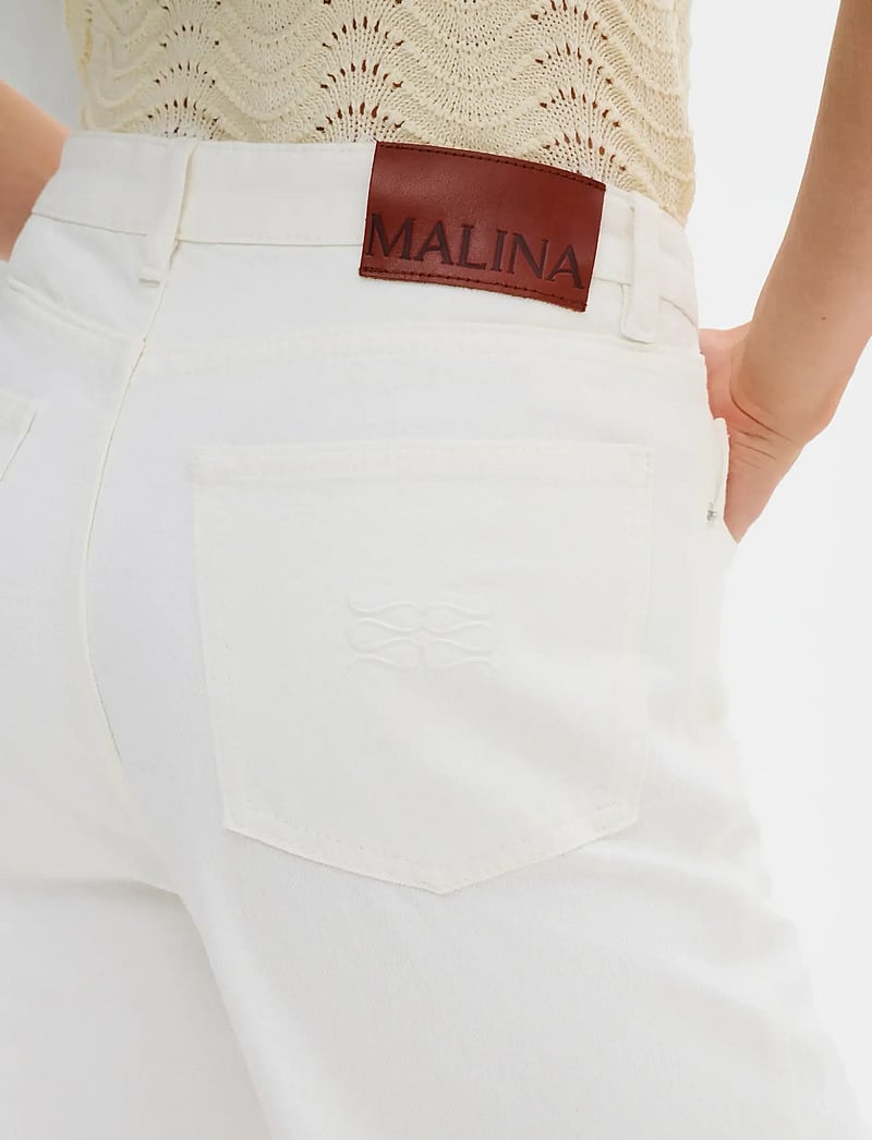 Malina - Katia High Rise Wide Jeans - jeans - off white - 4
