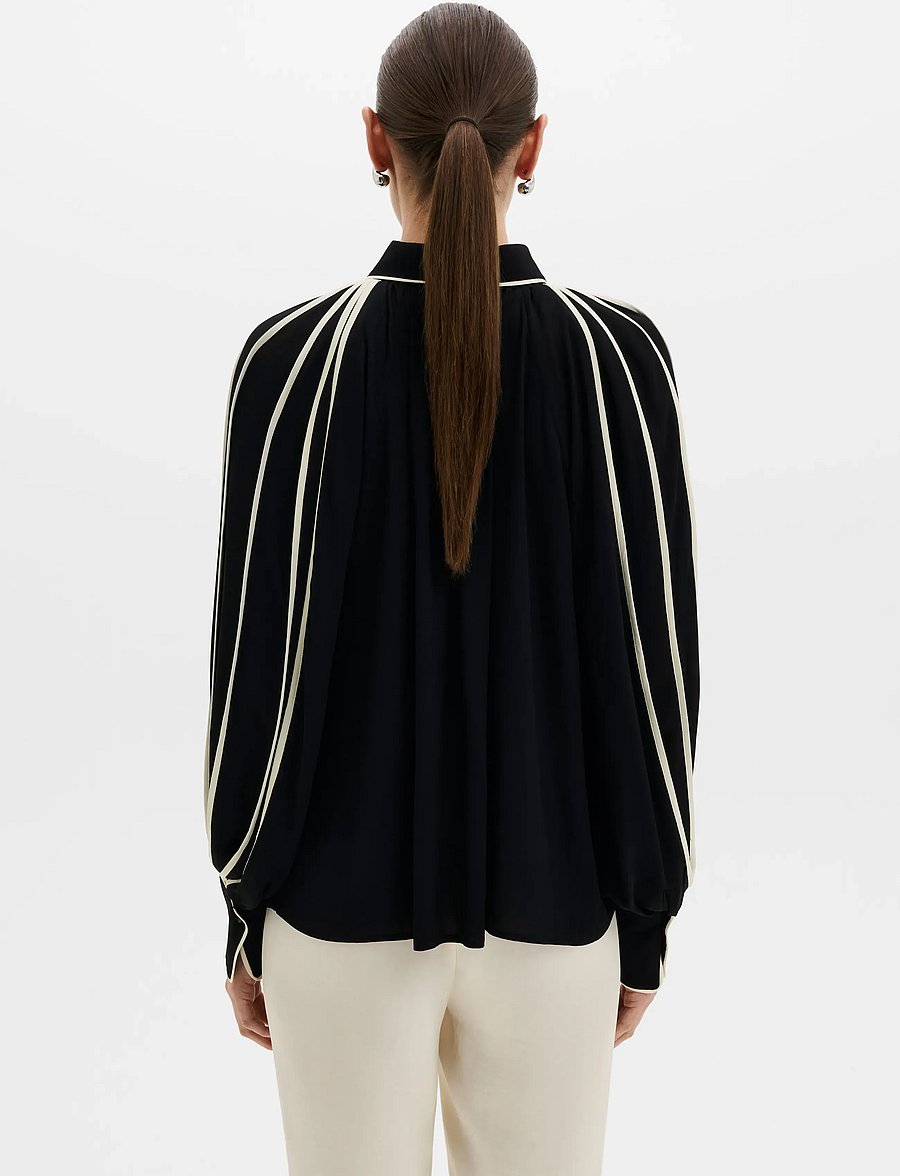 Malina - Bea Contrast Edge Chiffon Blouse - langärmelige blusen - black - 2