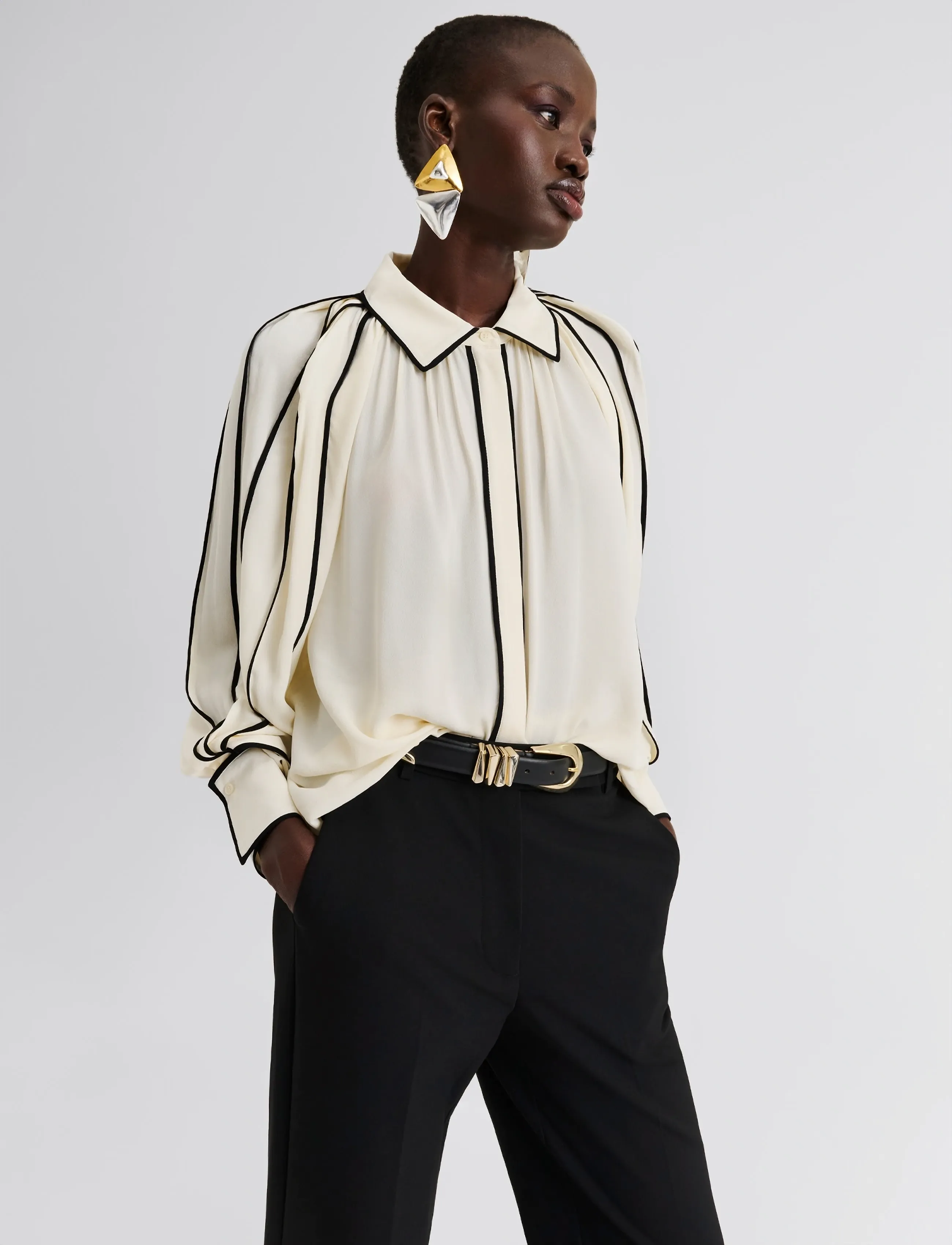 Malina - Bea Contrast Edge Chiffon Blouse - vanilla - 3