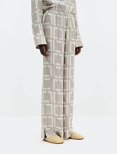 Malina Olga Drawstring Silk Pants - Visa allt - MONOGRAM TAUPE / grey