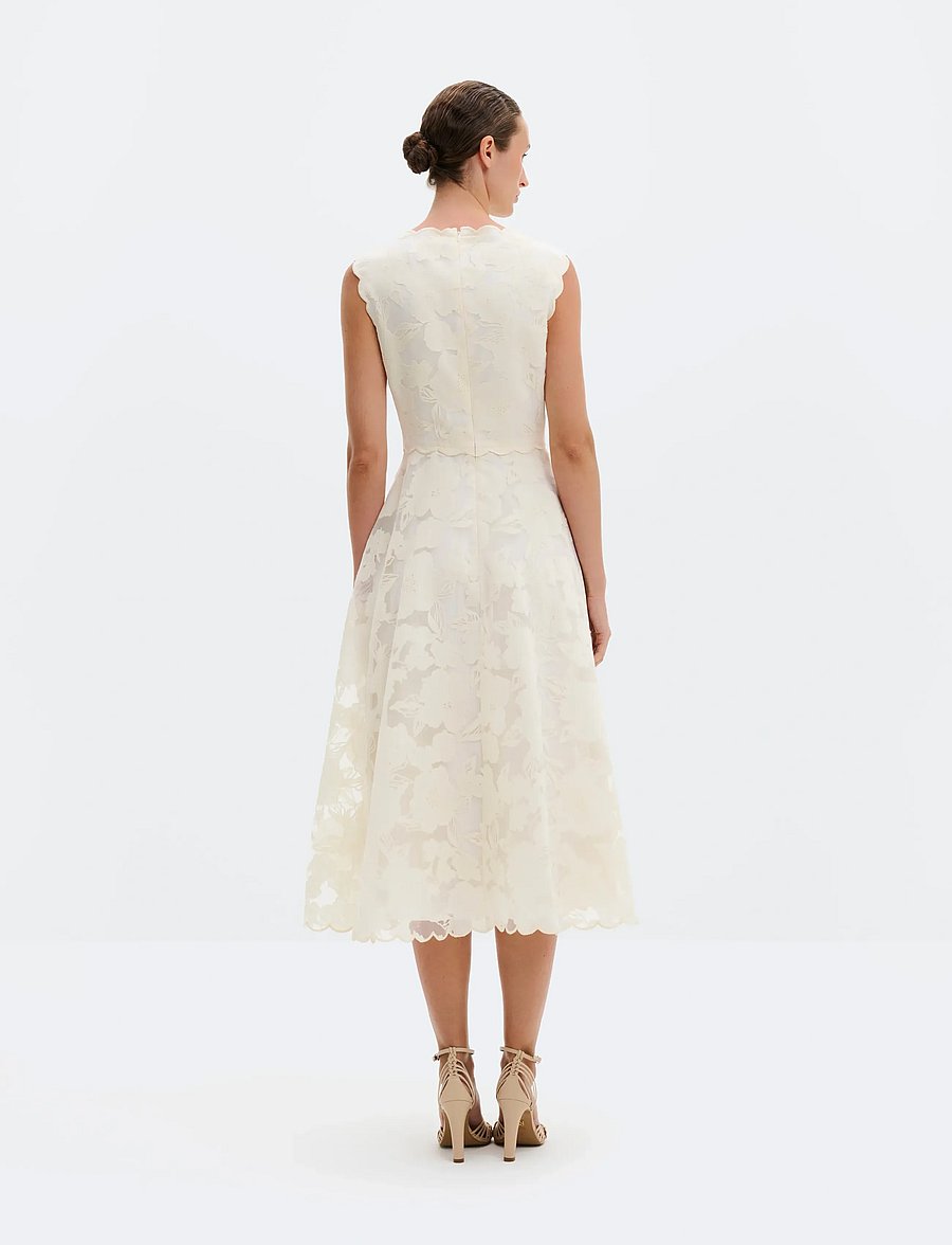 Malina - Elin Round Neck Lace Midi Dress - cocktailkleider - vanilla - 3