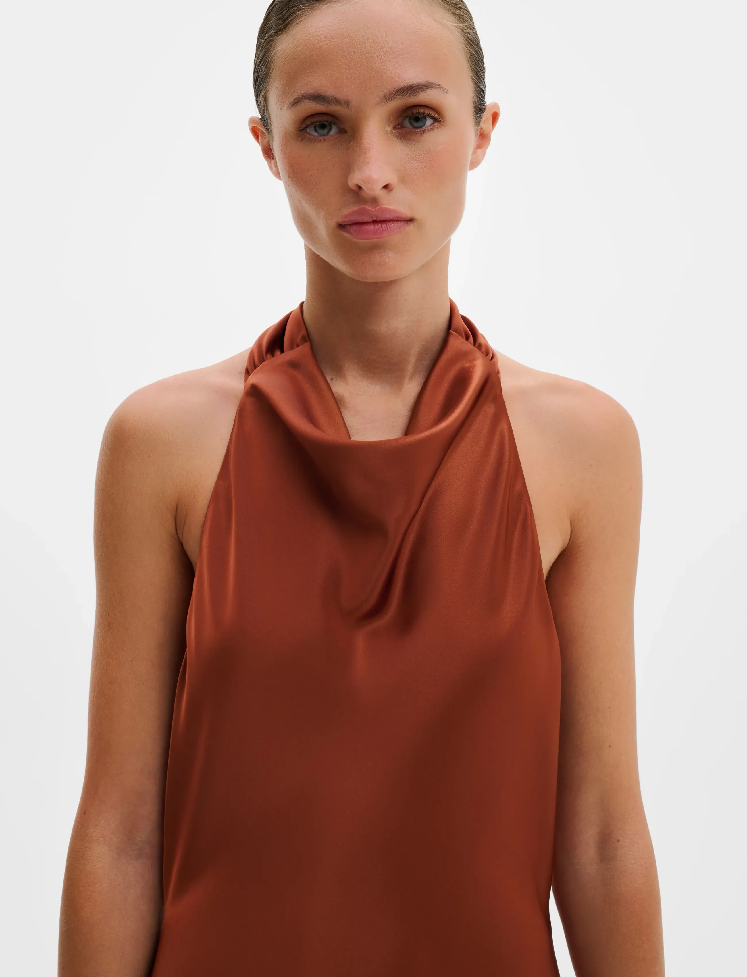 Malina - Tessie Open Back Halterneck Maxi Dress - abendkleider - rust - 5