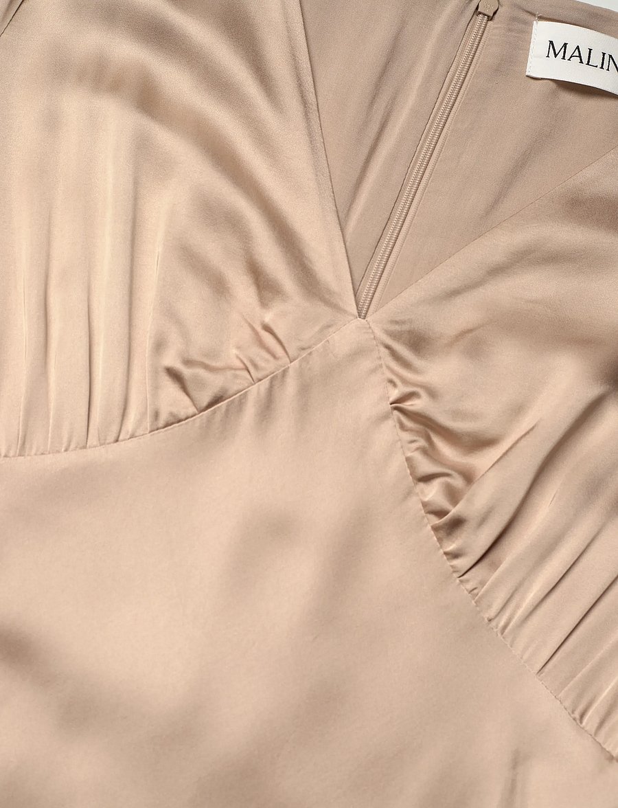 Malina - Carolina Flared Sleeve Satin Maxi Dress - aftonklänningar - champagne - 5