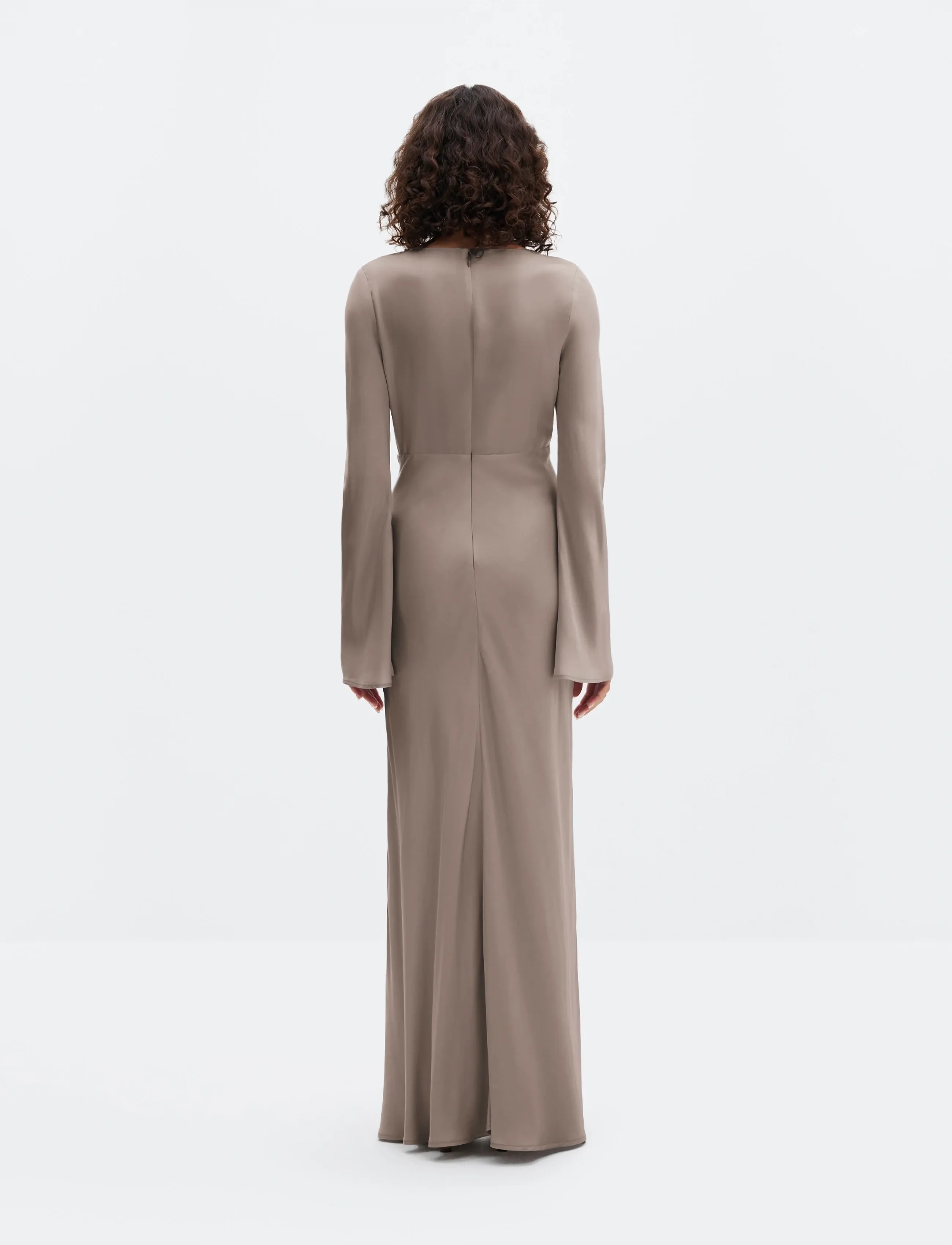 Malina - Carolina Flared Sleeve Satin Maxi Dress - aftenkjoler - graphite - 3
