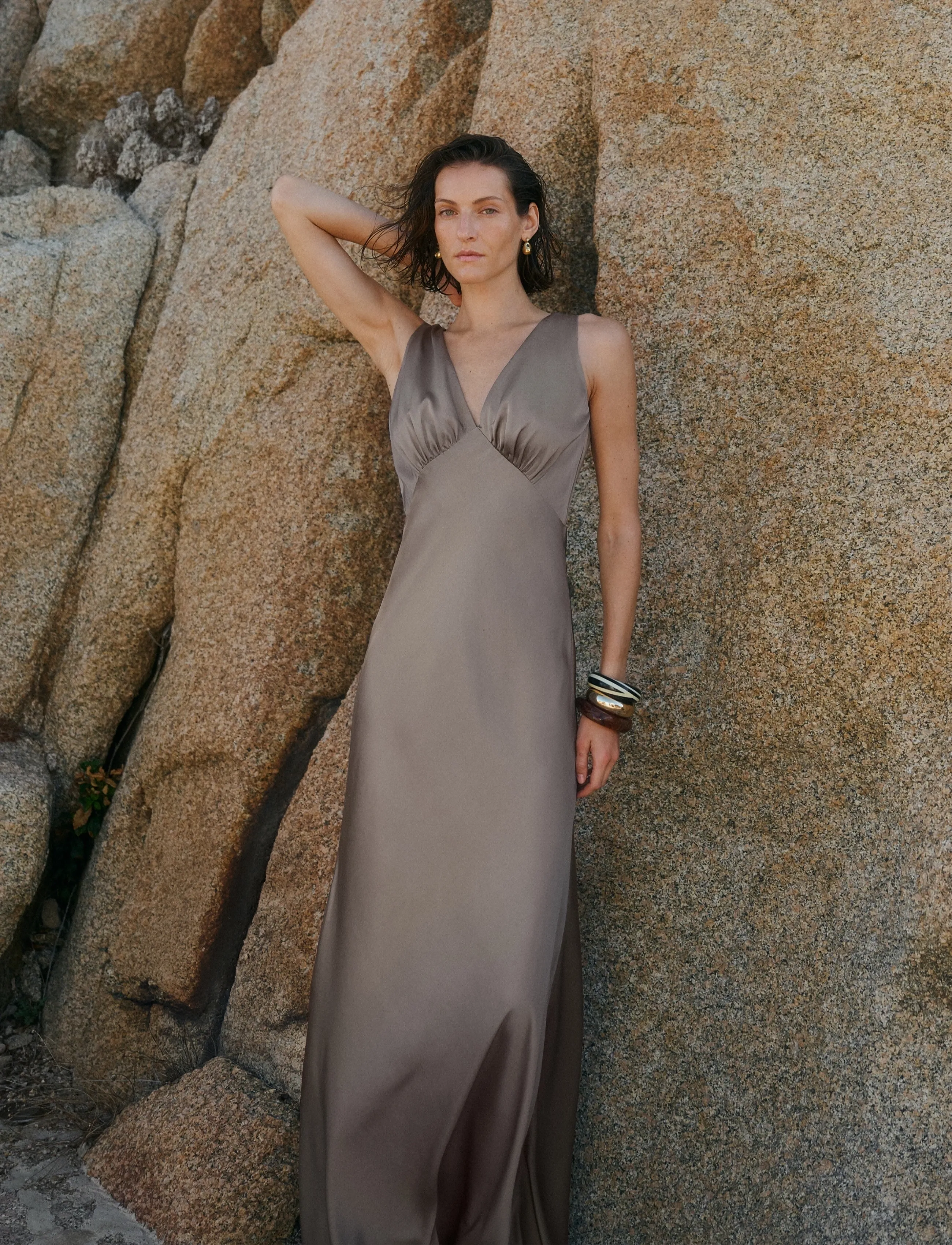 MALINA Thelma Open Back Satin Maxi Dress maxiklänningar dam – bild 4