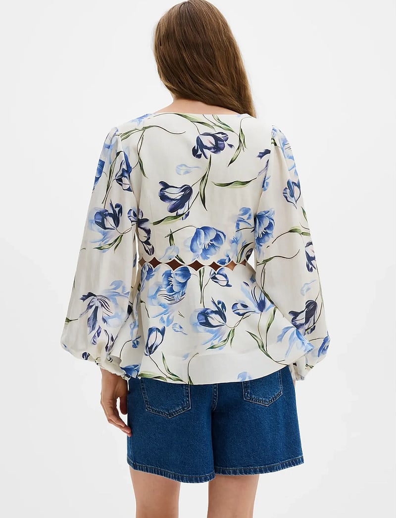 Malina - Maya Scalloped Balloon Sleeve Blouse - langærmede bluser - tulip blue - 2