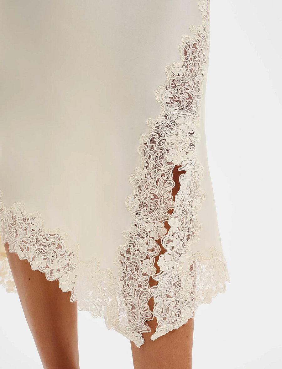 Malina - Heylin Asymmetric Lace Hem Midi Skirt - jupes en satin - pearl - 3