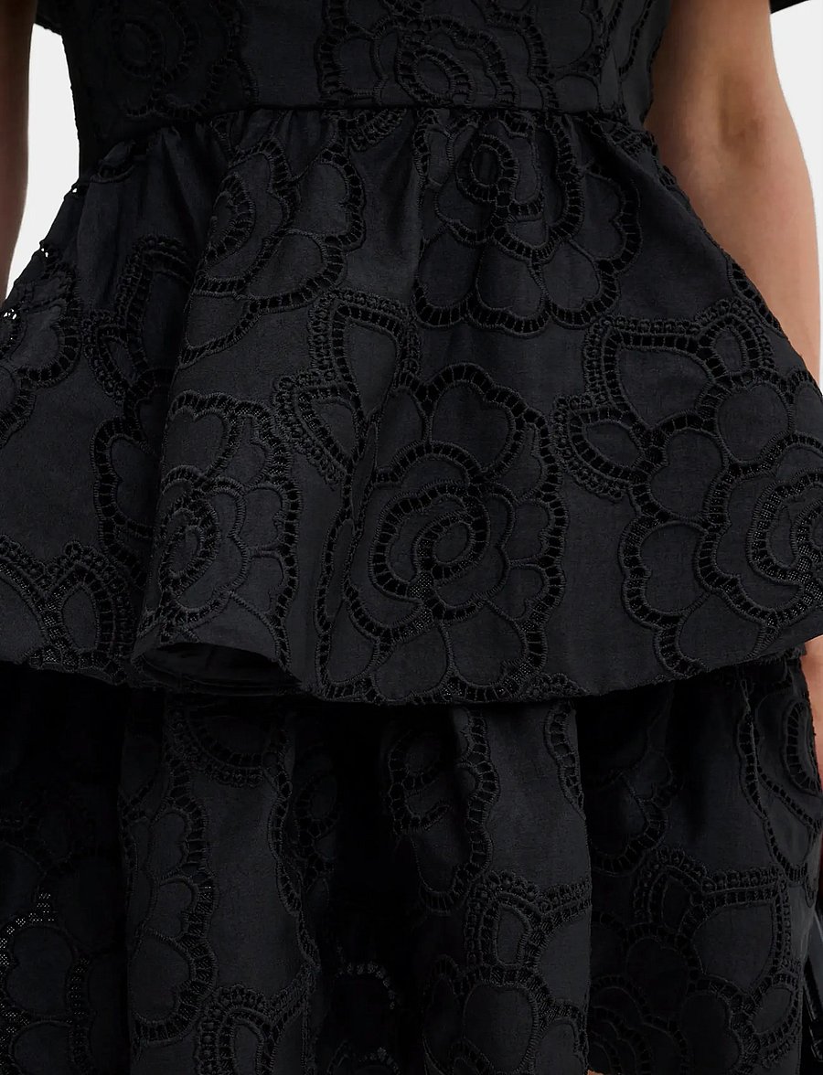 Malina - Tracy Off Shoulder Lace Mini Dress - korta klänningar - black - 3