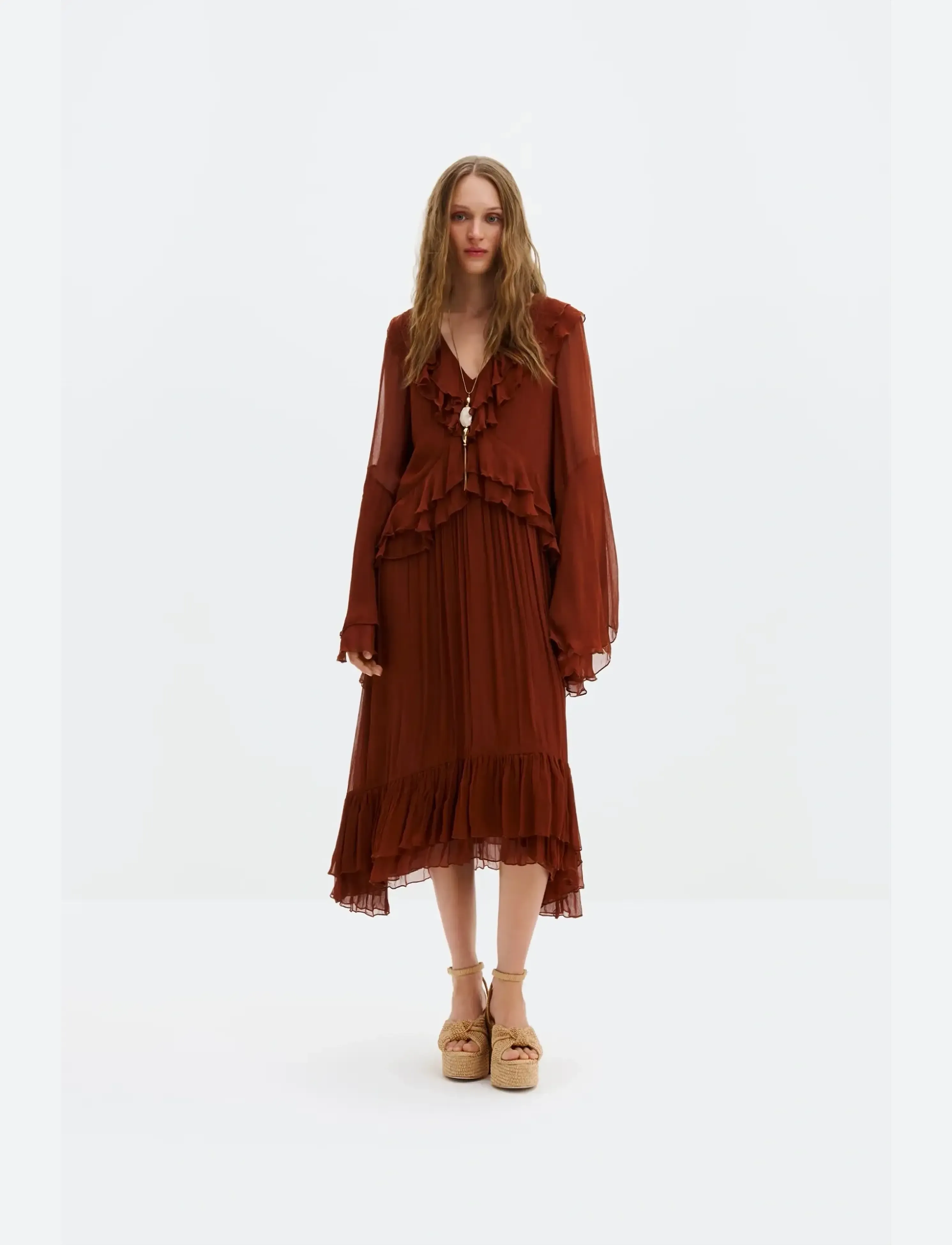 Malina Wilhelmina Ruffled Chiffon Midi Dress - Kläder - RUST / brown