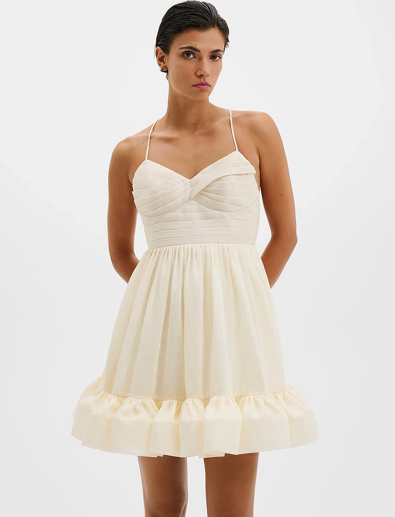 Malina - Hera Tie-Back Ruffled Mini Dress - korte kjoler - pearl - 2