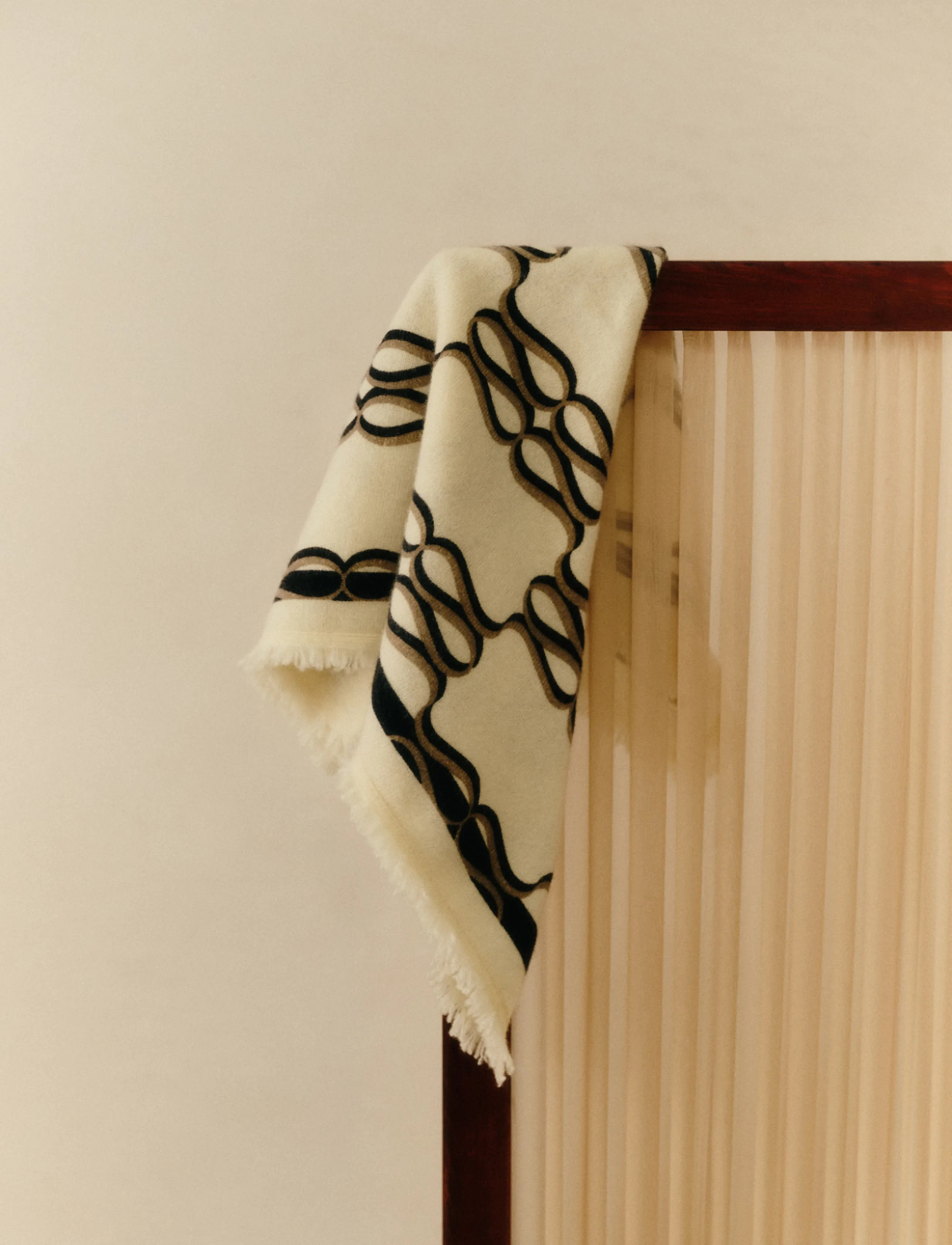 Malina - Monogram Cashmere Scarf - monogram cream - 3