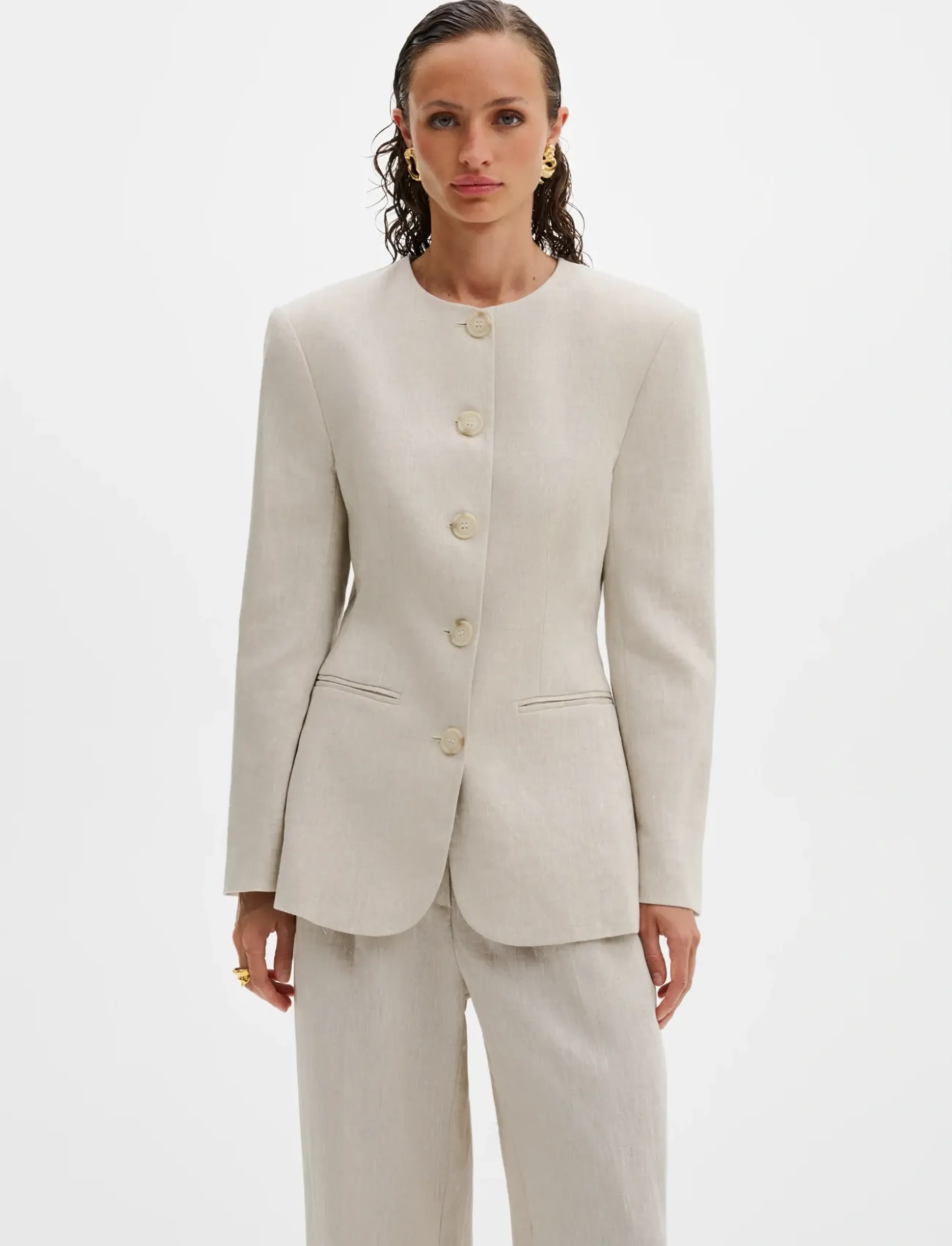 Malina Carol Fitted Round Neck Linen Blazer, 36, Beige, Blazere > Enkeltradede Blazere, Dame