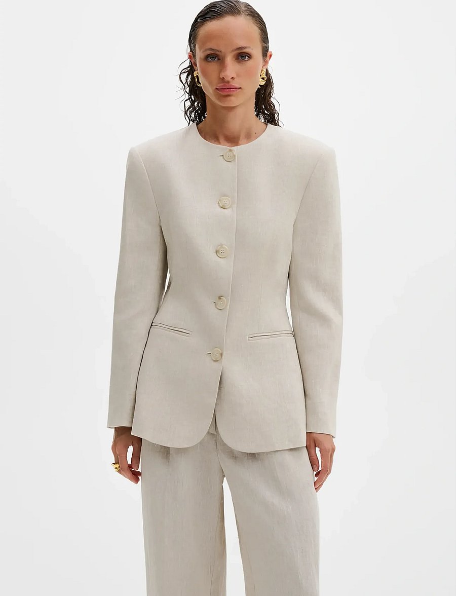 Malina - Carol Fitted Round Neck Linen Blazer - konfirmation - sand - 0