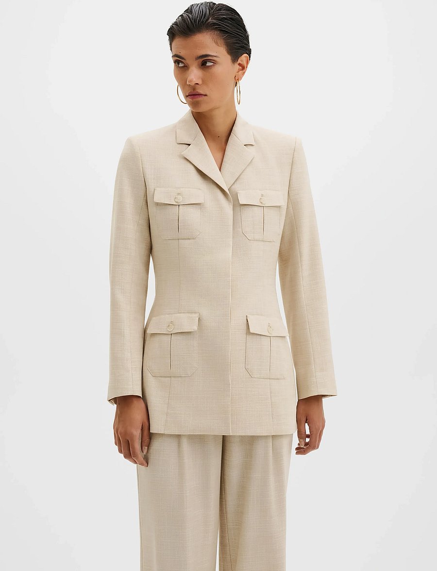 Malina - Evin Pocket Detail Blazer - Ühes joones nööpidega bleiserid - sand - 2