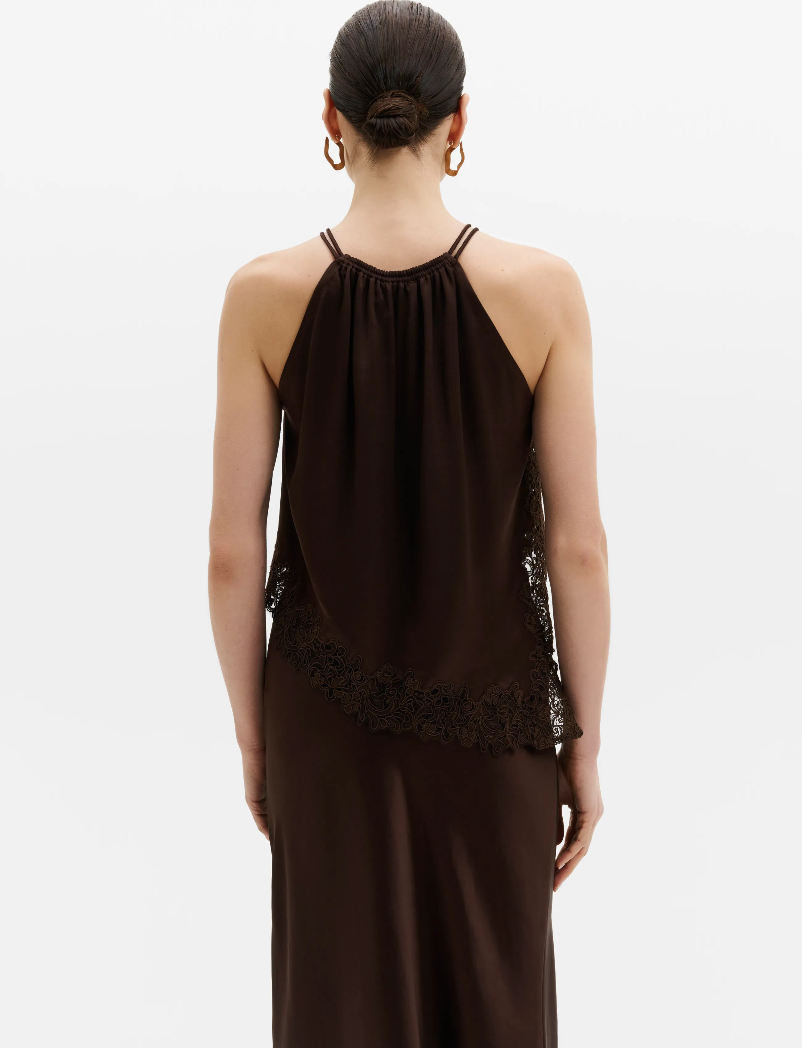 Malina - Madina Asymmetric Lace Hem Top - varrukateta topid - dark brown - 2