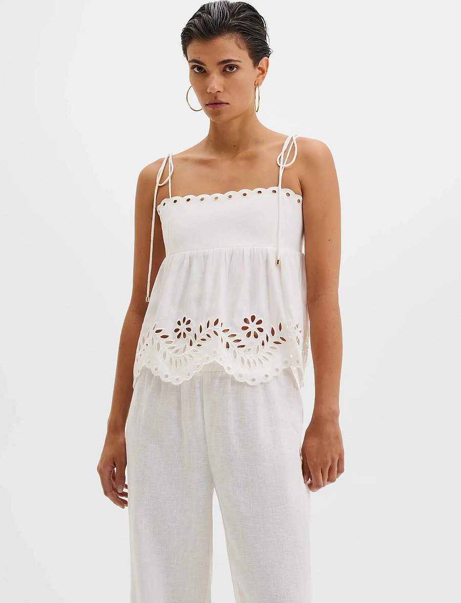 Malina - Carrie Broderie Anglaise Top - tanktops - white - 3