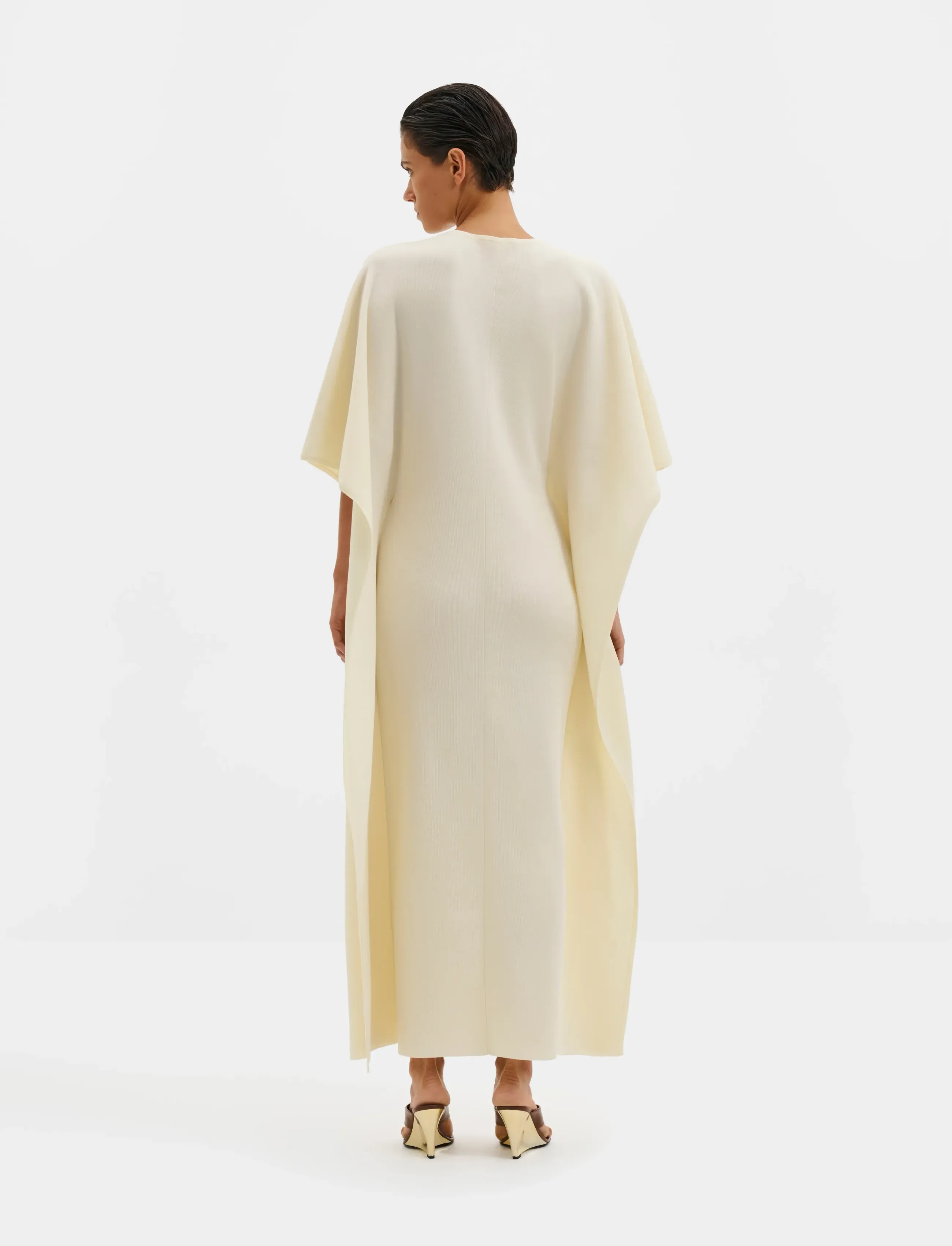 Malina - Janna Knitted V-Neck Maxi Kaftan - strikkjoler - pearl - 3