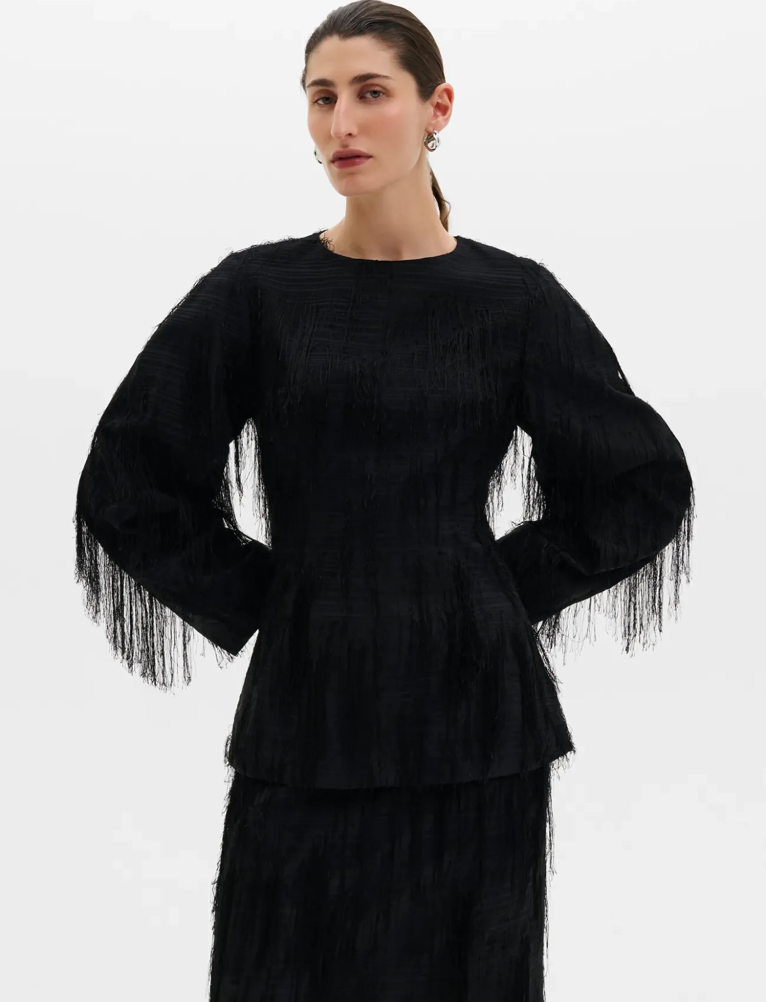 Malina - Tindra Textured Fringe Top - langærmede bluser - black - 2
