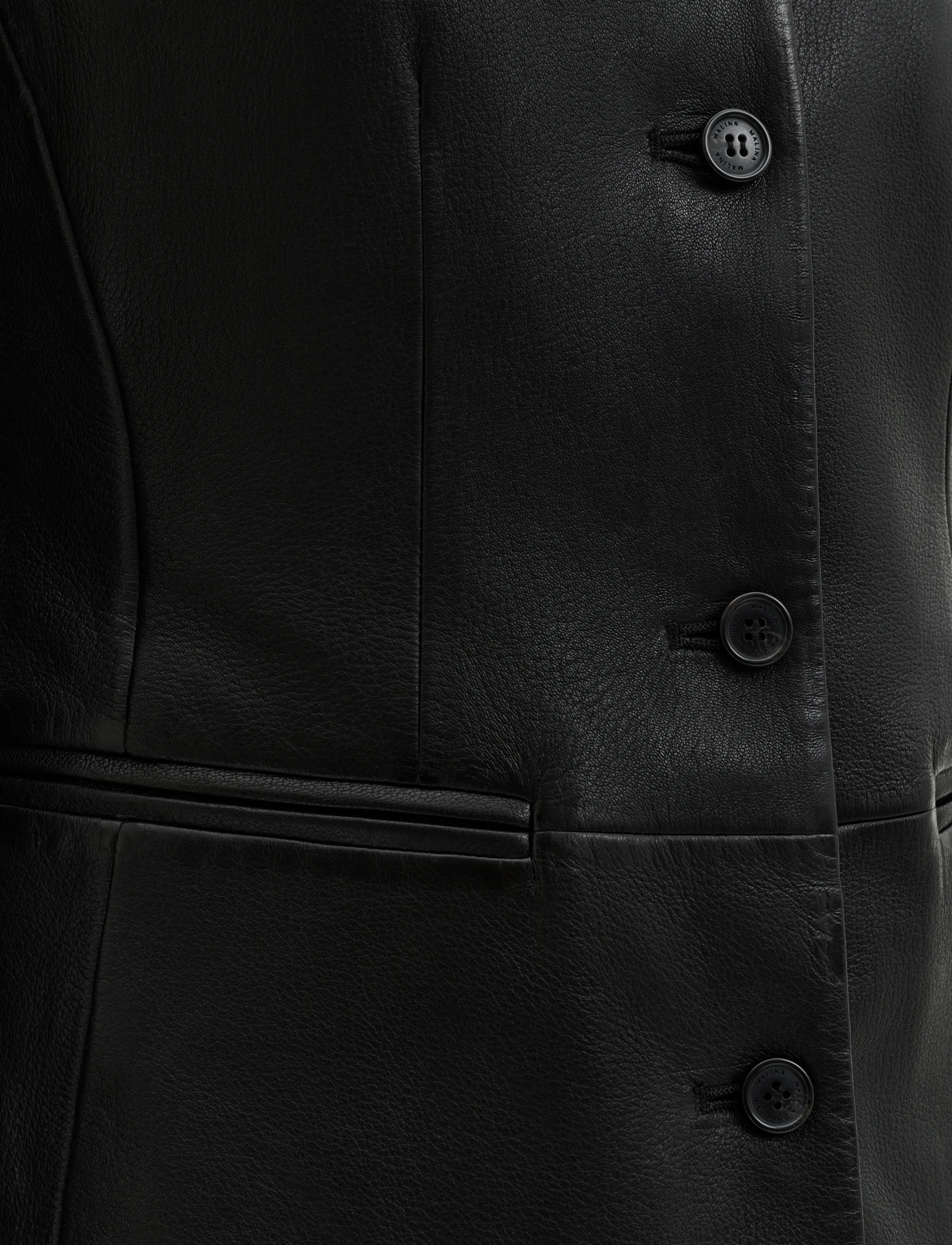 Malina - Carol Fitted Leather Blazer - enkelknäppta kavajer - black - 4