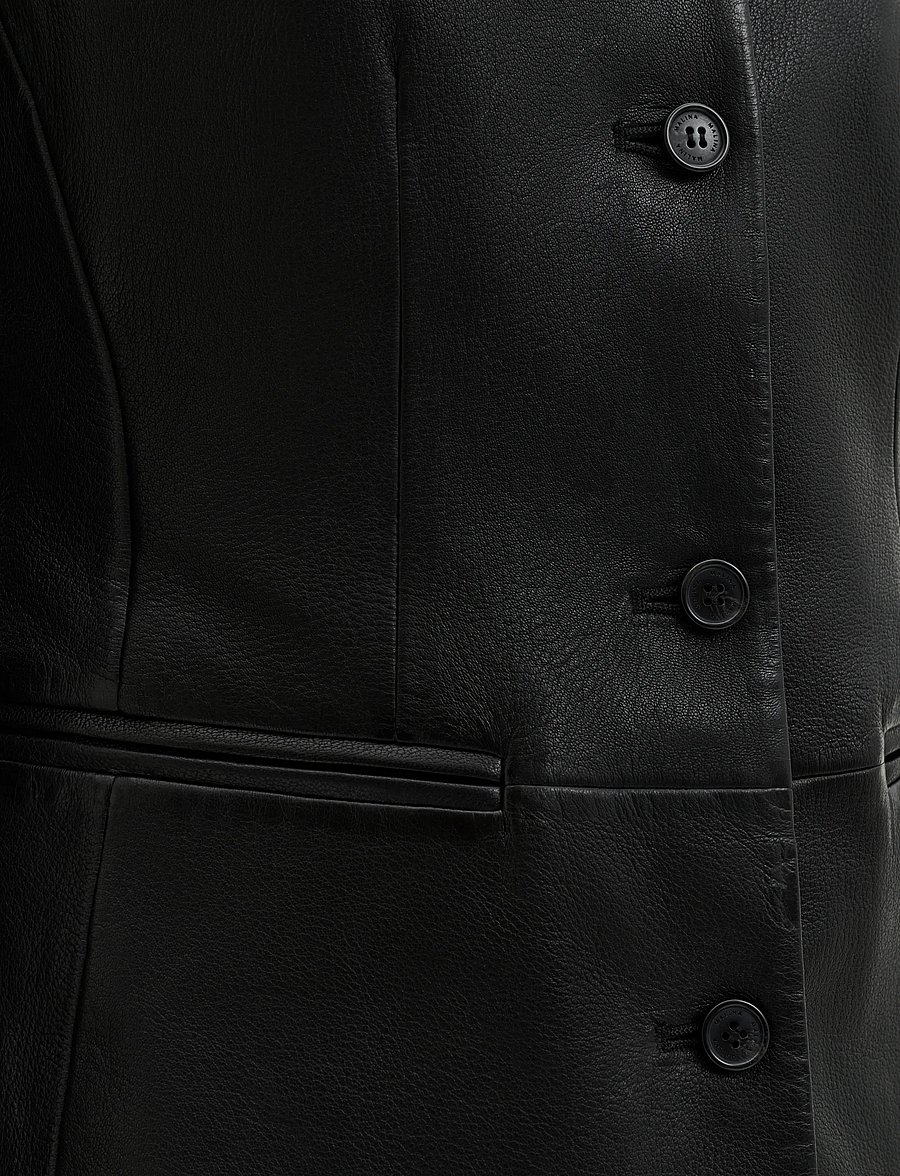 Malina - Carol Fitted Leather Blazer - enkelknäppta kavajer - black - 4