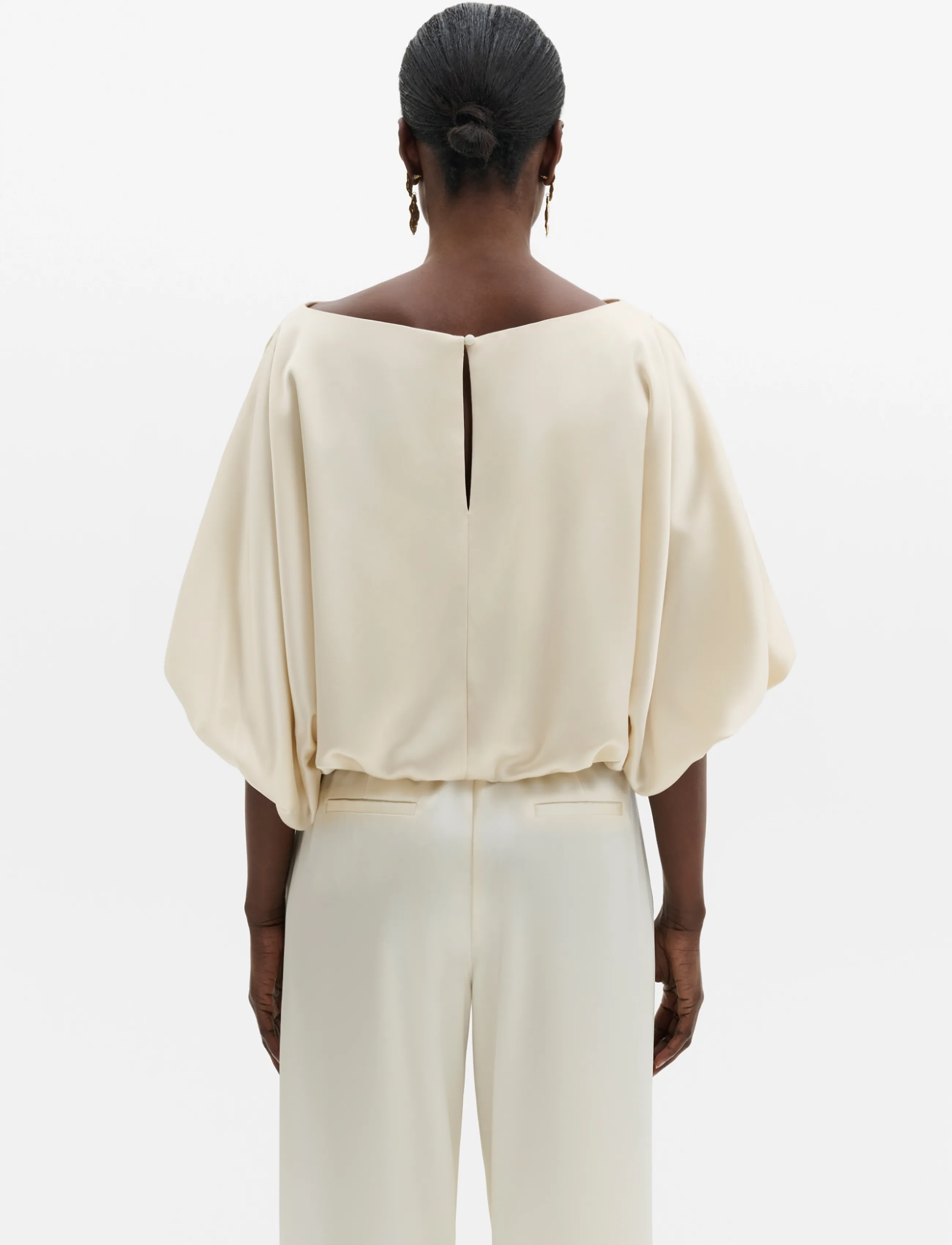 Malina - Havanna Boat-Neck Puff-Sleeve Blouse - pearl - 2