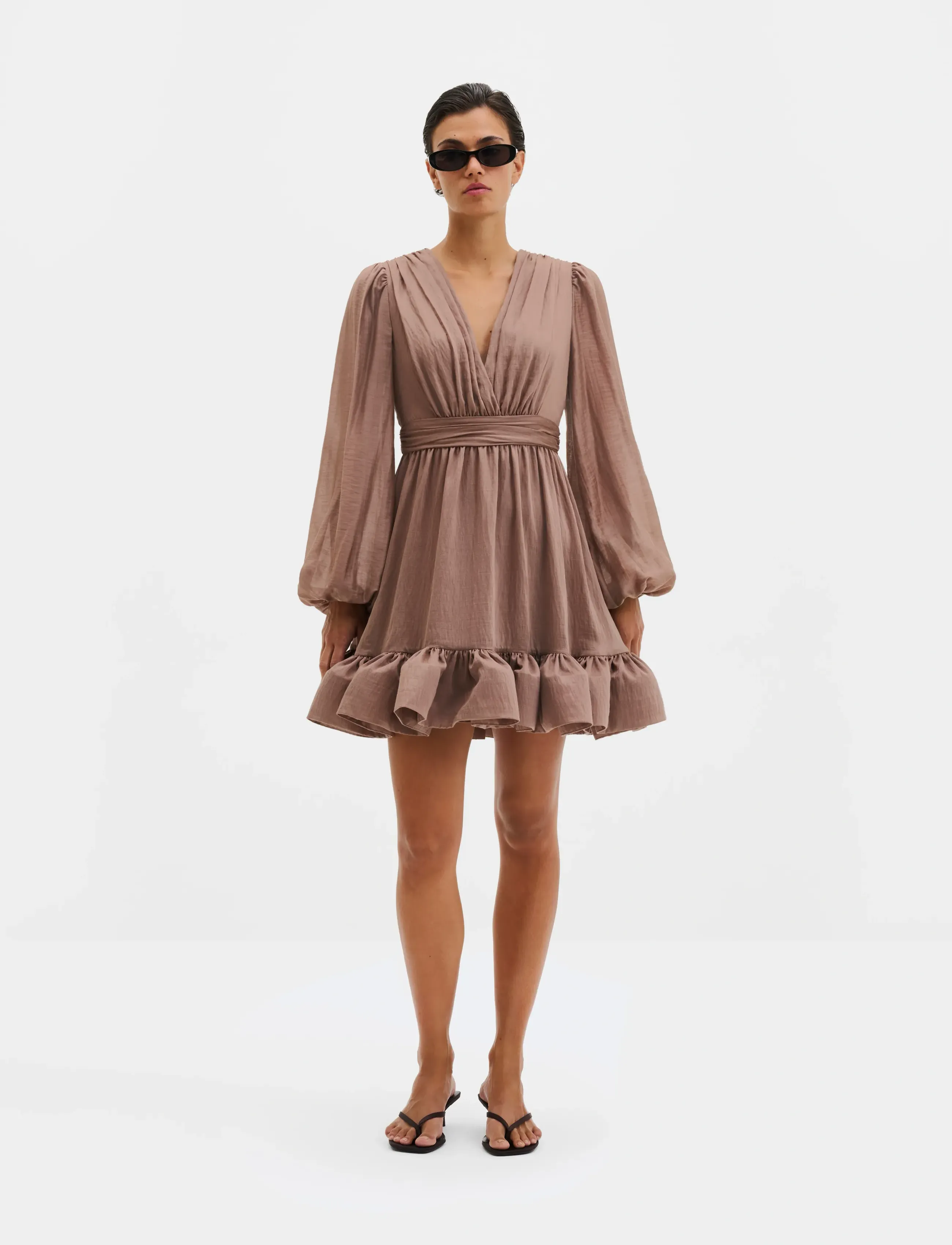 Malina Jadie V-Neck Ruffled Mini Dress, 40, Dresses, Braun - Short Frauen
