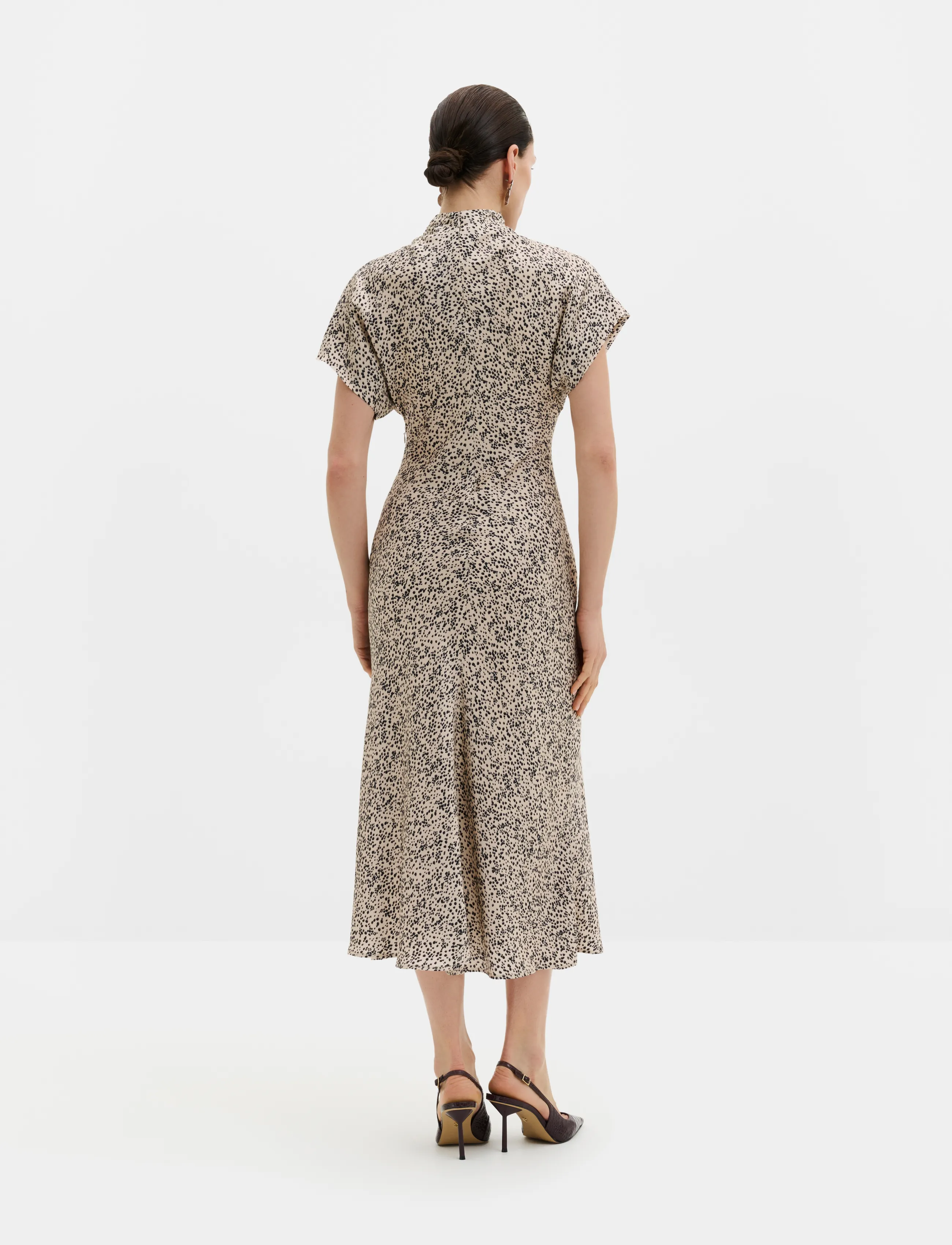 Malina - Alivia Short Sleeve Satin Midi Dress - cocktailklänningar - shaded dot - 2