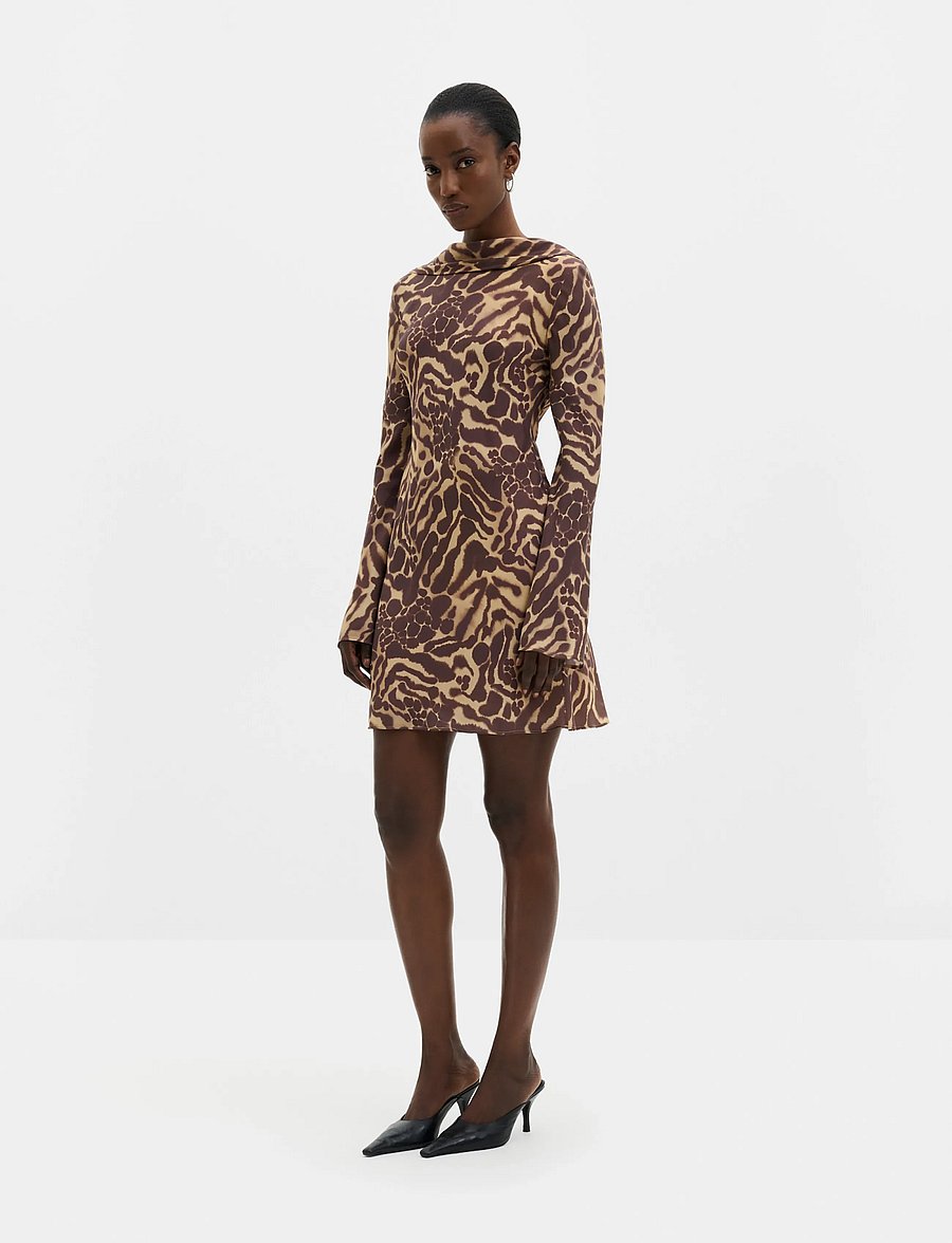 Malina - Cezanne Low Back Satin Mini Dress - stramme kjoler - savannah - 3