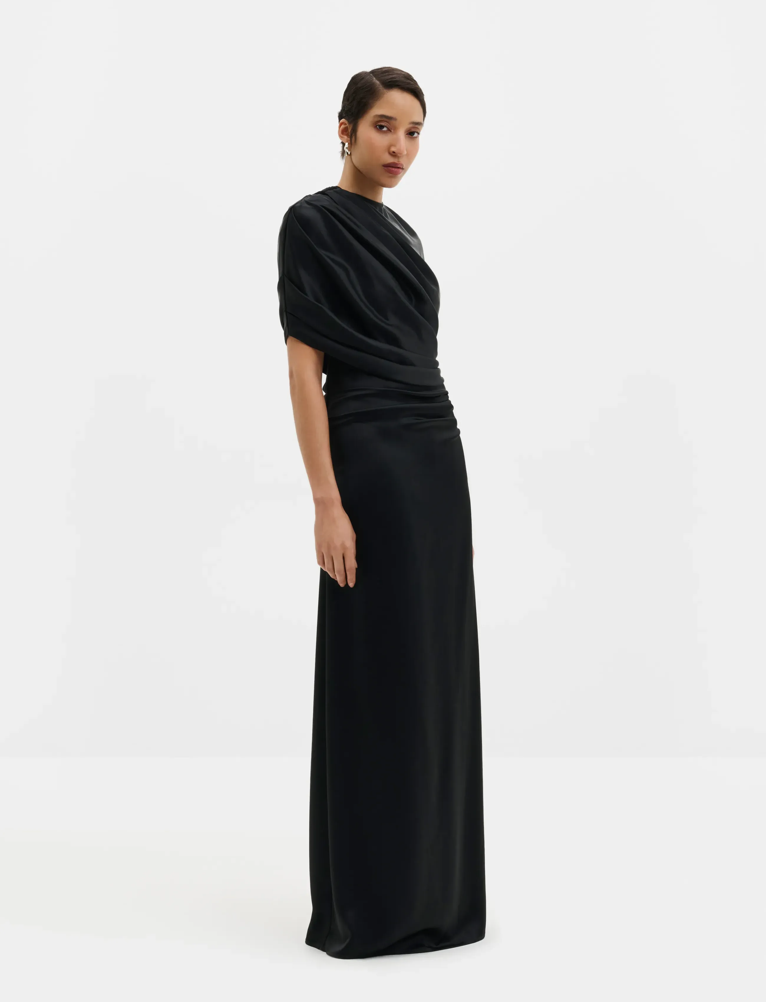 Malina Cassia Draped Fitted Maxi Dress - Maksikleidid - BLACK / black