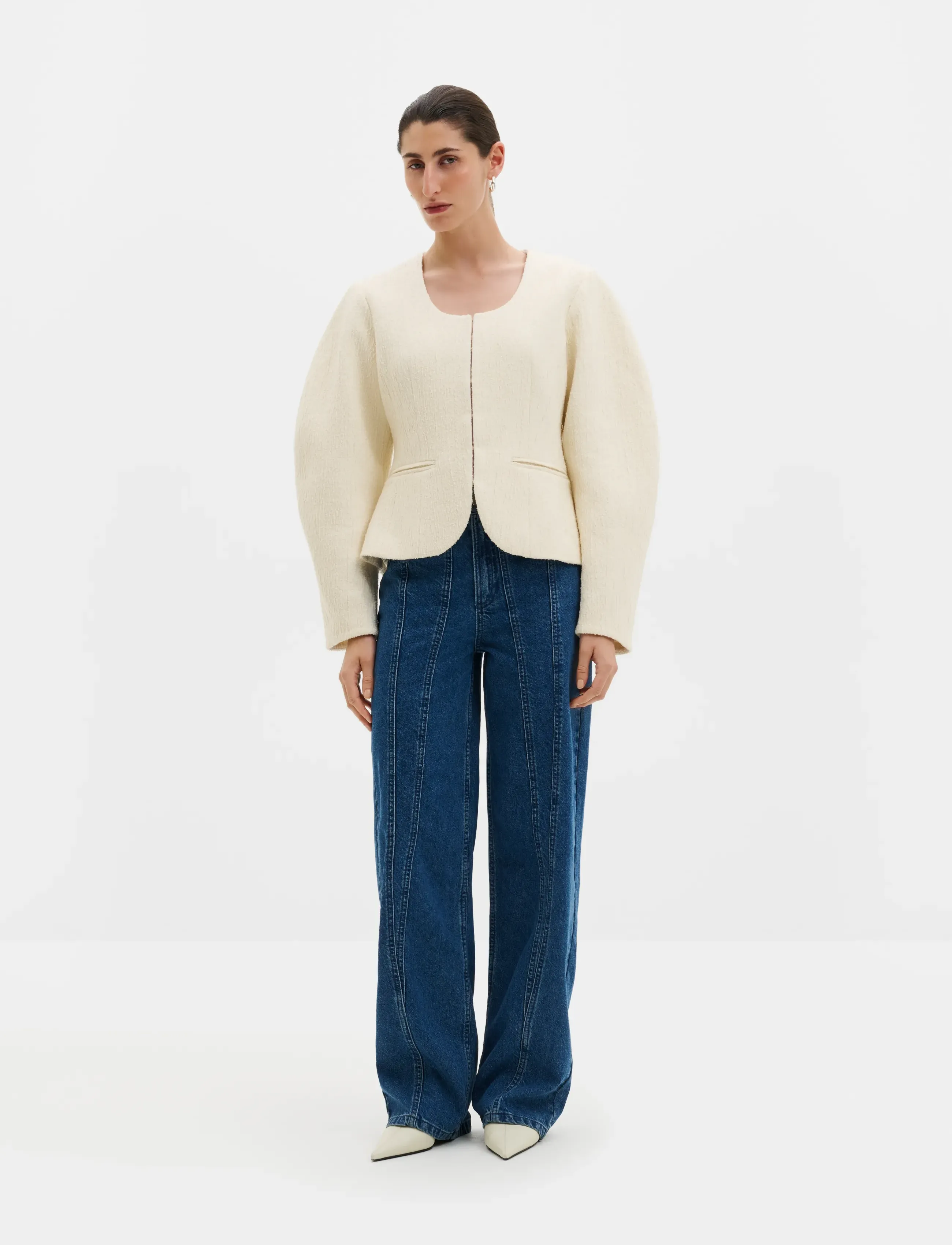 Malina - Amanda U-Neck Boucle Blazer - enkelknäppta kavajer - pearl - 0