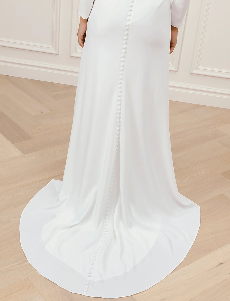 Malina - Elize Open Back Gown - maxikjoler - ivory - 5