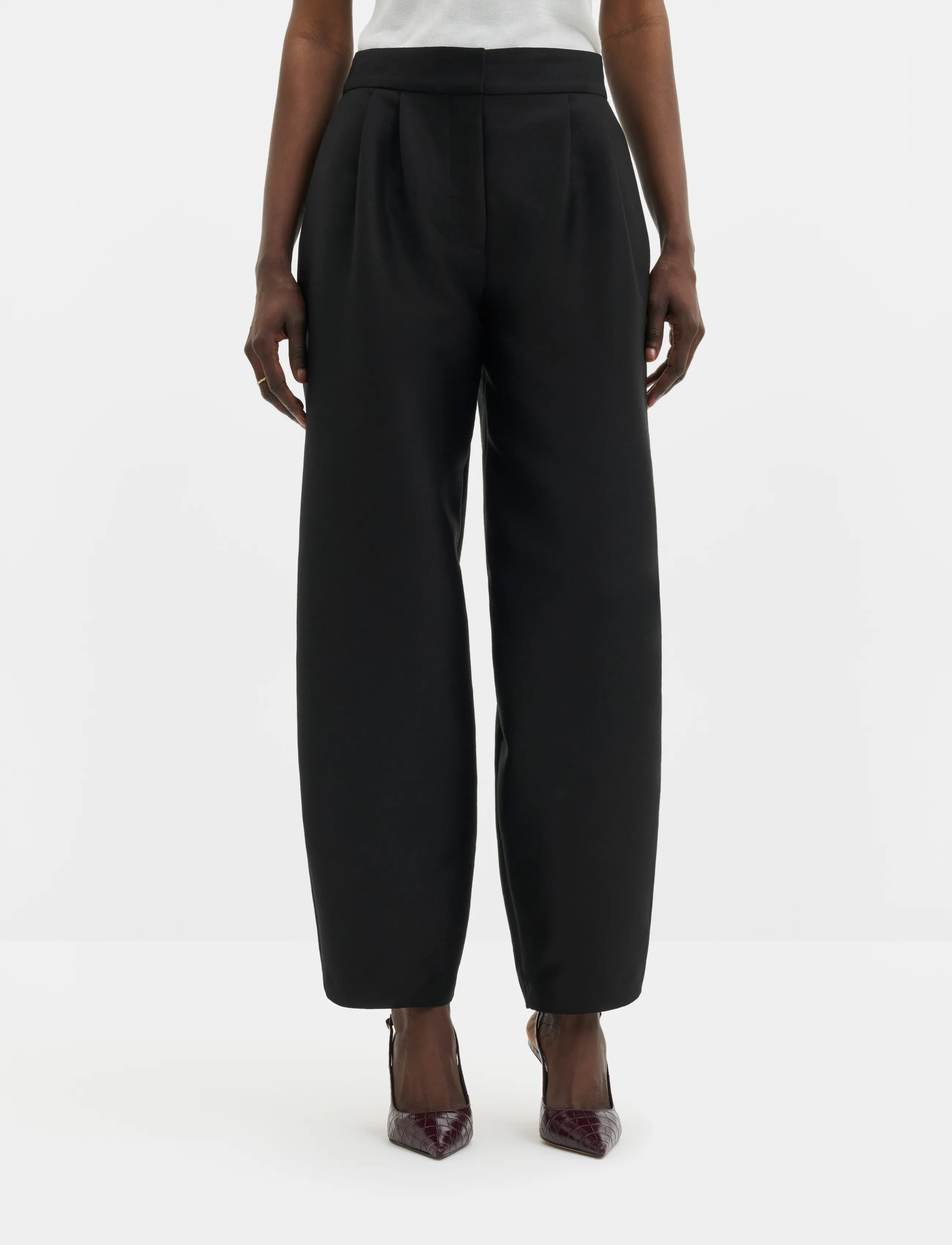 Malina Smilla Barrel Leg Wool-Silk Trousers - Kläder - BLACK / black