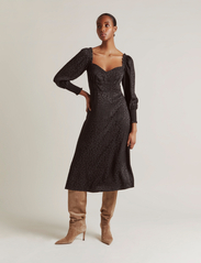 Malina - Bonita dress - vidutinio ilgio suknelės - black - 2