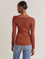 Malina - Tulip ribbed knitted top - swetry - mocha - 3