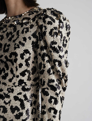 Malina - Hollis sequin mini dress - festklær til outlet-priser - multi - 5