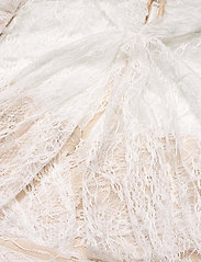 Malina - Liona dress - midi kjoler - white - 4