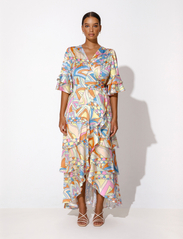 Malina - Vienna dress - sommerkjoler - bold shapes - 2