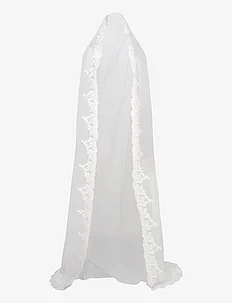 Lace trimmed cathedral veil, By Malina