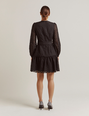 Malina - Francine dress - odzież imprezowa w cenach outletowych - black - 3